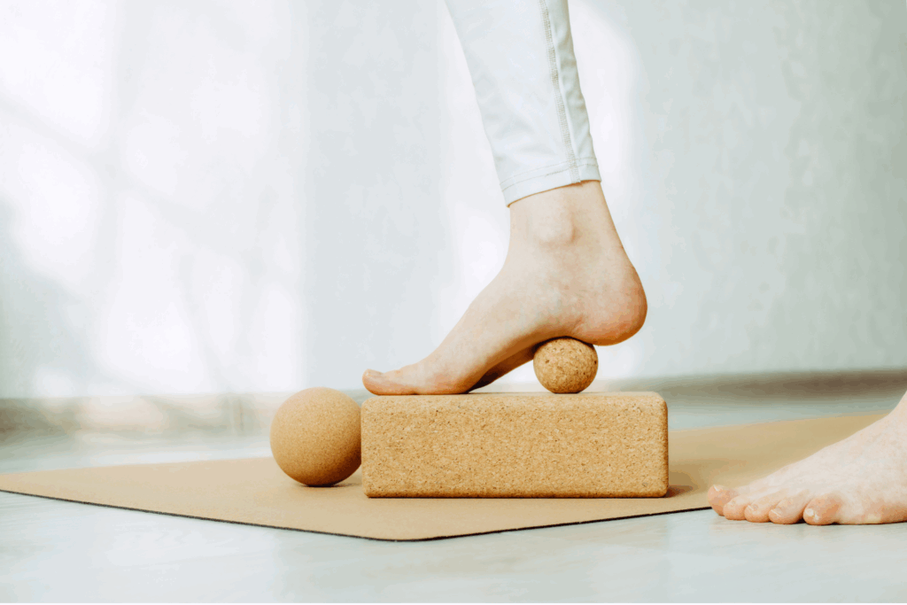 Pacific Yoga & Fitness, online yoga instructor, shares Yoga For The Feet.