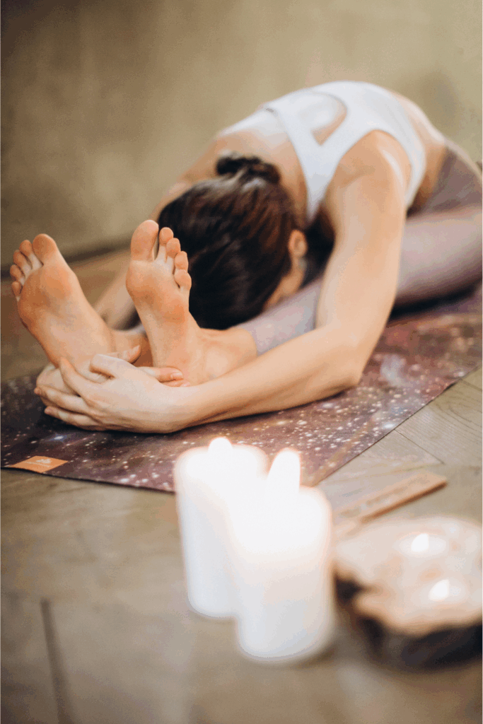 Pacific Yoga & Fitness, online yoga instructor, shares 10 Powerful Reasons To Start Yoga Today.