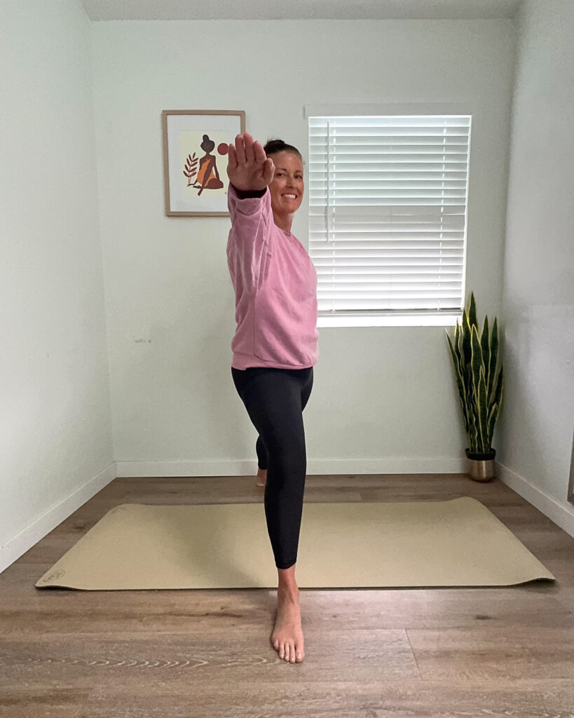Pacific Yoga & Fitness, online yoga instructor, shares Yoga For Strong Knees: Poses To Build Stability And Prevent Injury